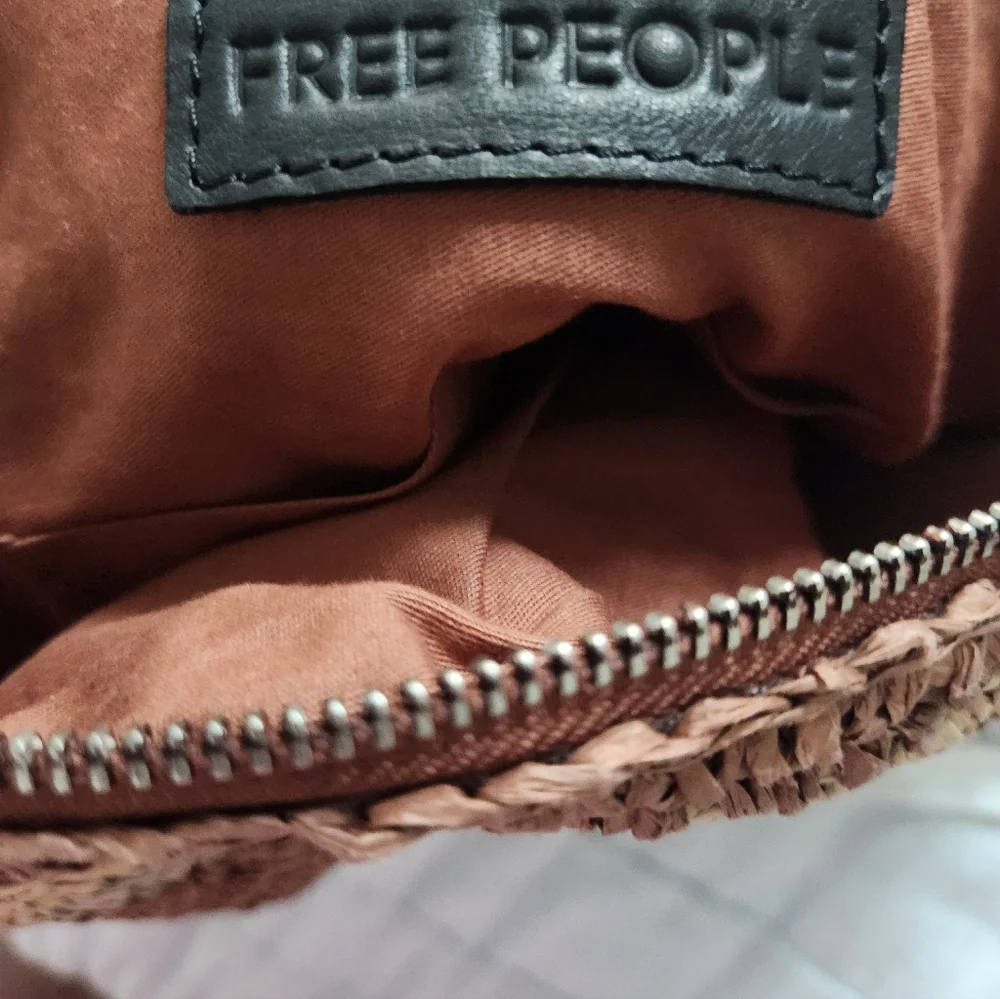 NWOT Free People Santorini Tote Bag Tan and Brown - Picture 4 of 5